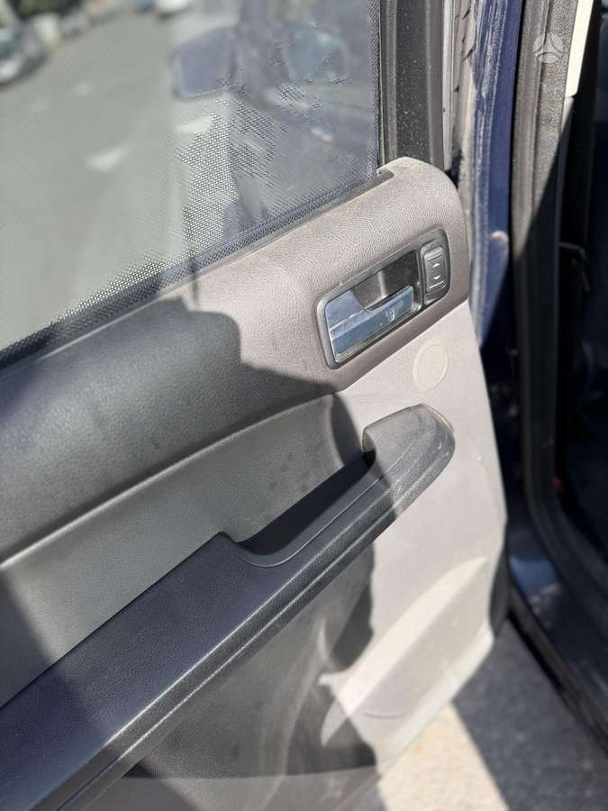 Ford C-MAX 2004 — photo 15