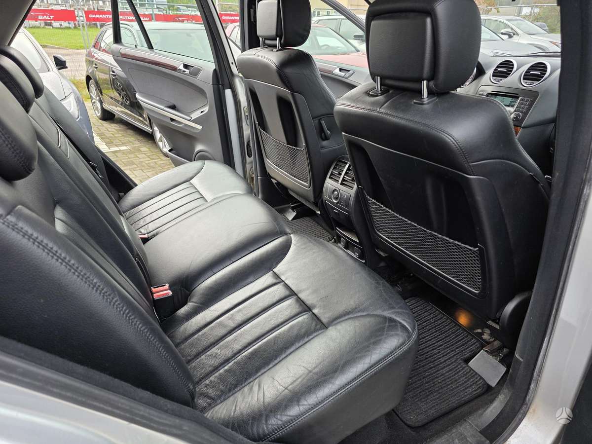 Mercedes-Benz ML320 2006 — photo 10