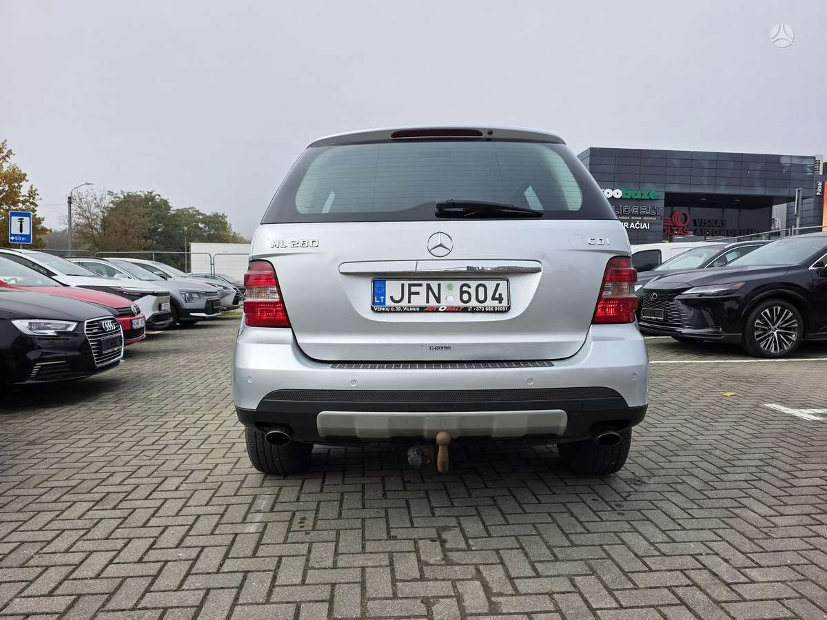Mercedes-Benz ML320 2006 — photo 7