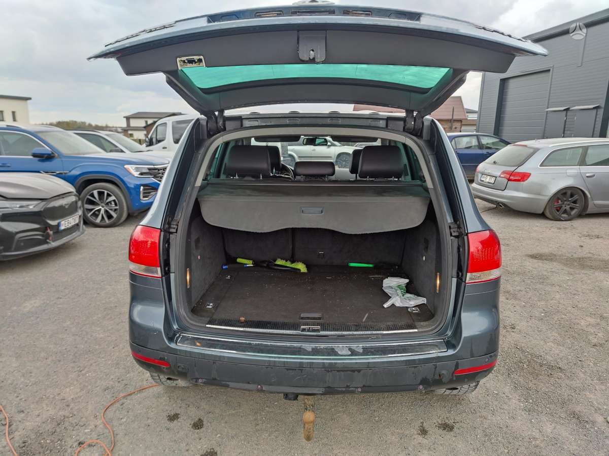Volkswagen Touareg 2007 — photo 10