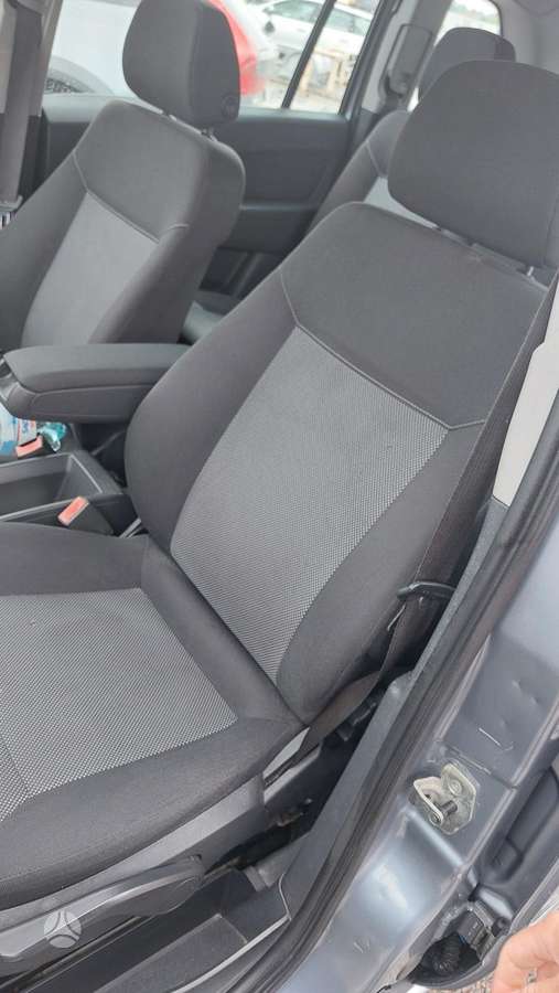 Opel Zafira 2009 — photo 24
