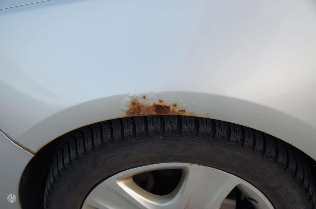 Opel Astra 2011 — photo 11