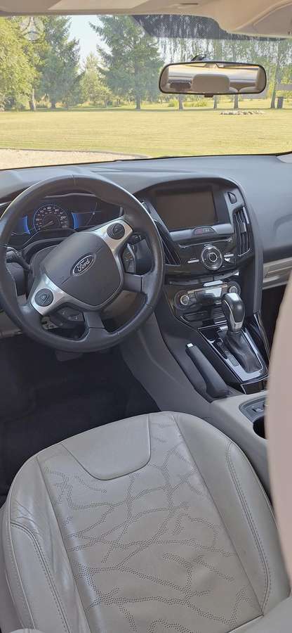 Ford Focus 2014 — photo 6