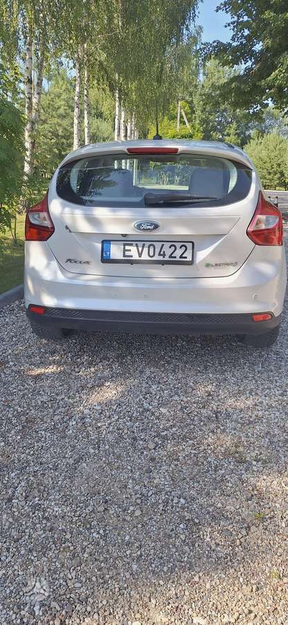 Ford Focus 2014 — photo 9
