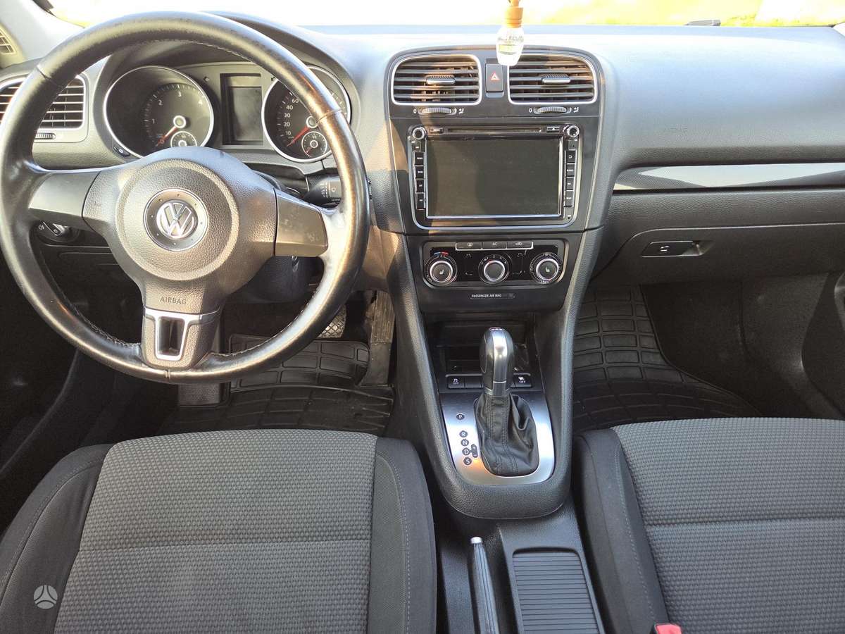 Volkswagen Golf 2011 — photo 14
