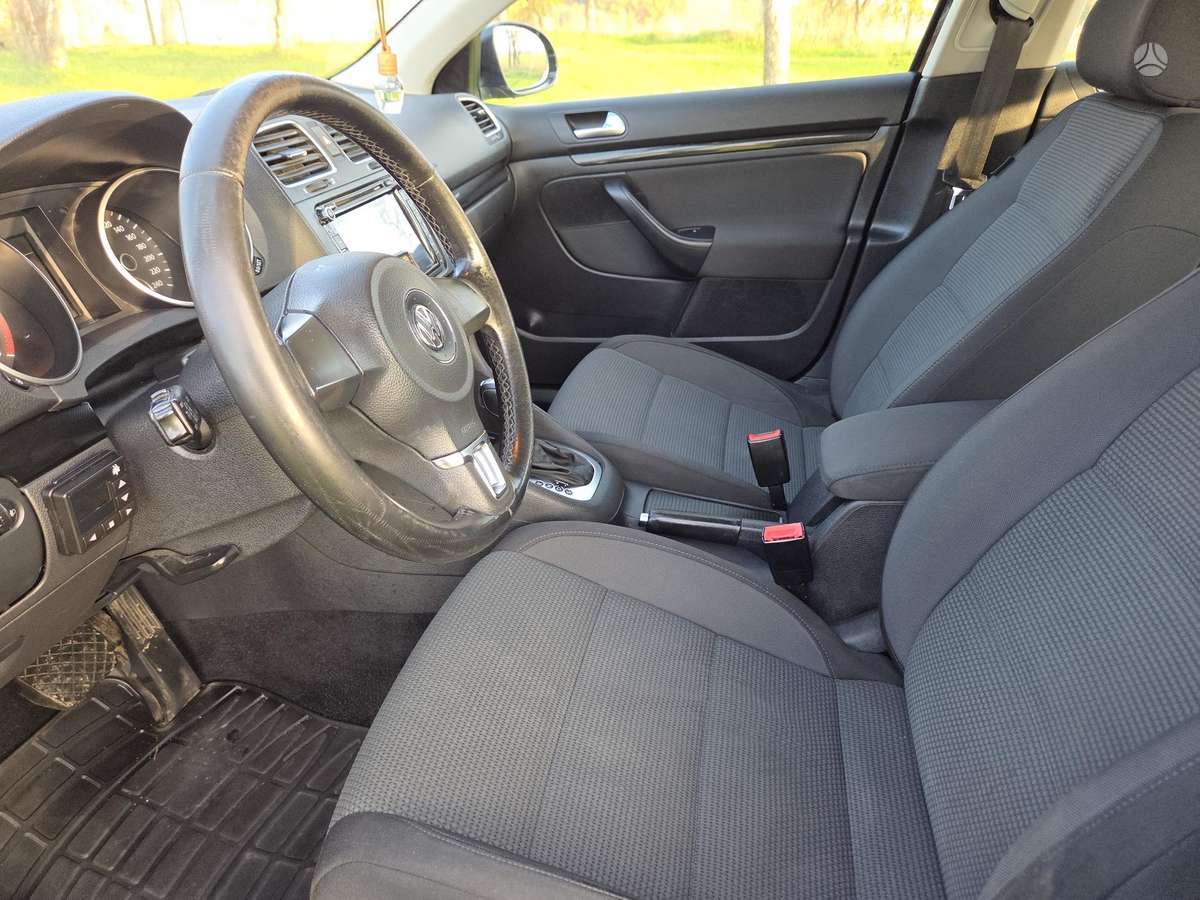 Volkswagen Golf 2011 — photo 6