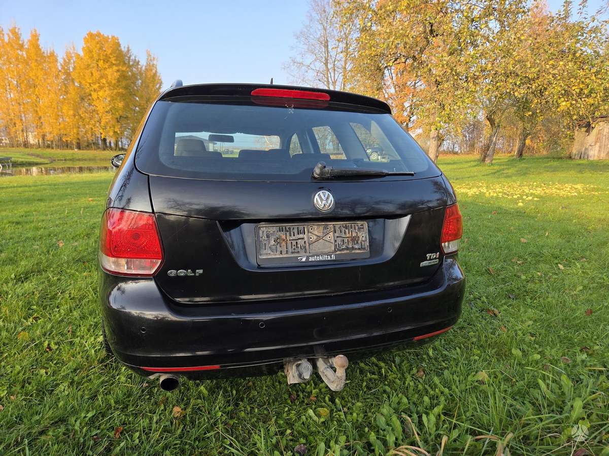Volkswagen Golf 2011 — photo 7