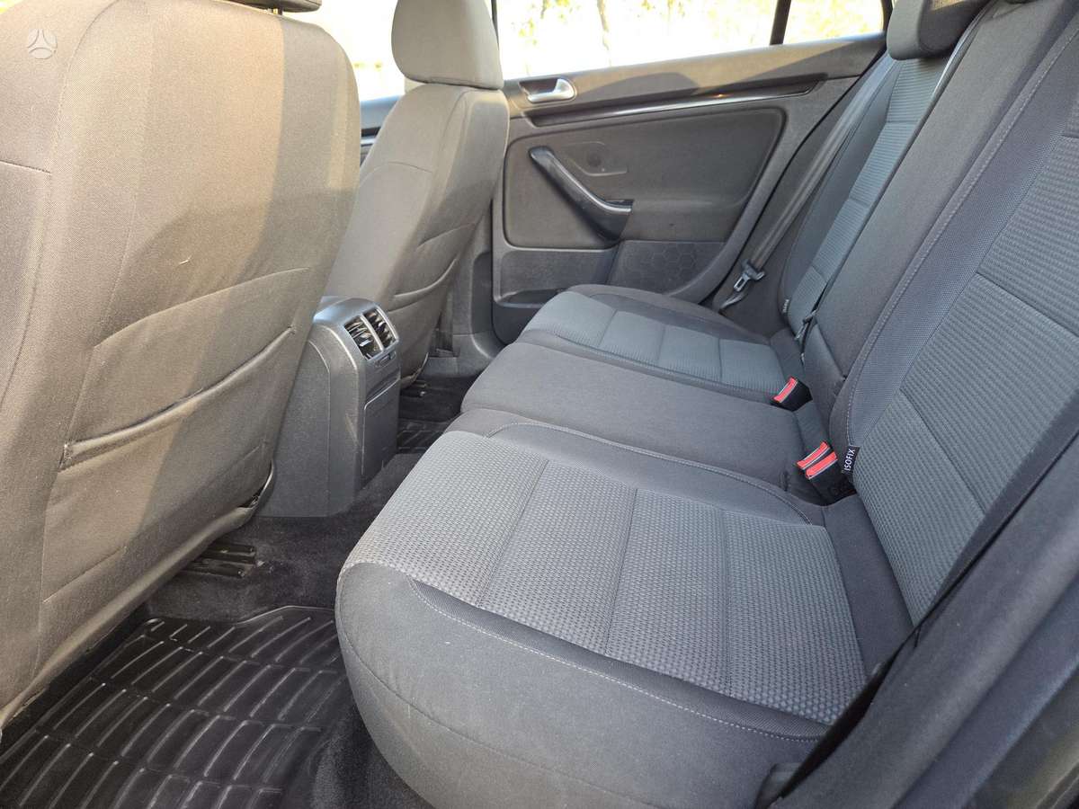 Volkswagen Golf 2011 — photo 8