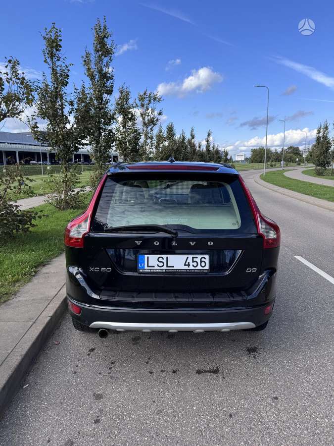Volvo XC60 2012 — photo 8