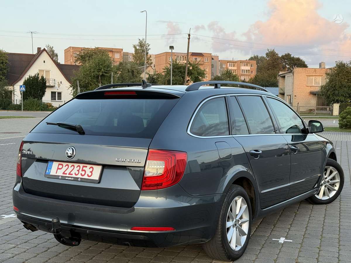 Skoda Superb 2015 — салон