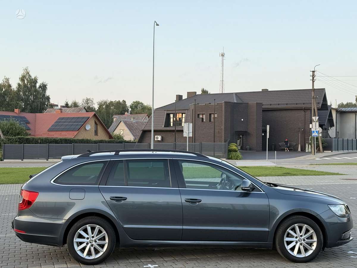 Skoda Superb 2015 — фото 9