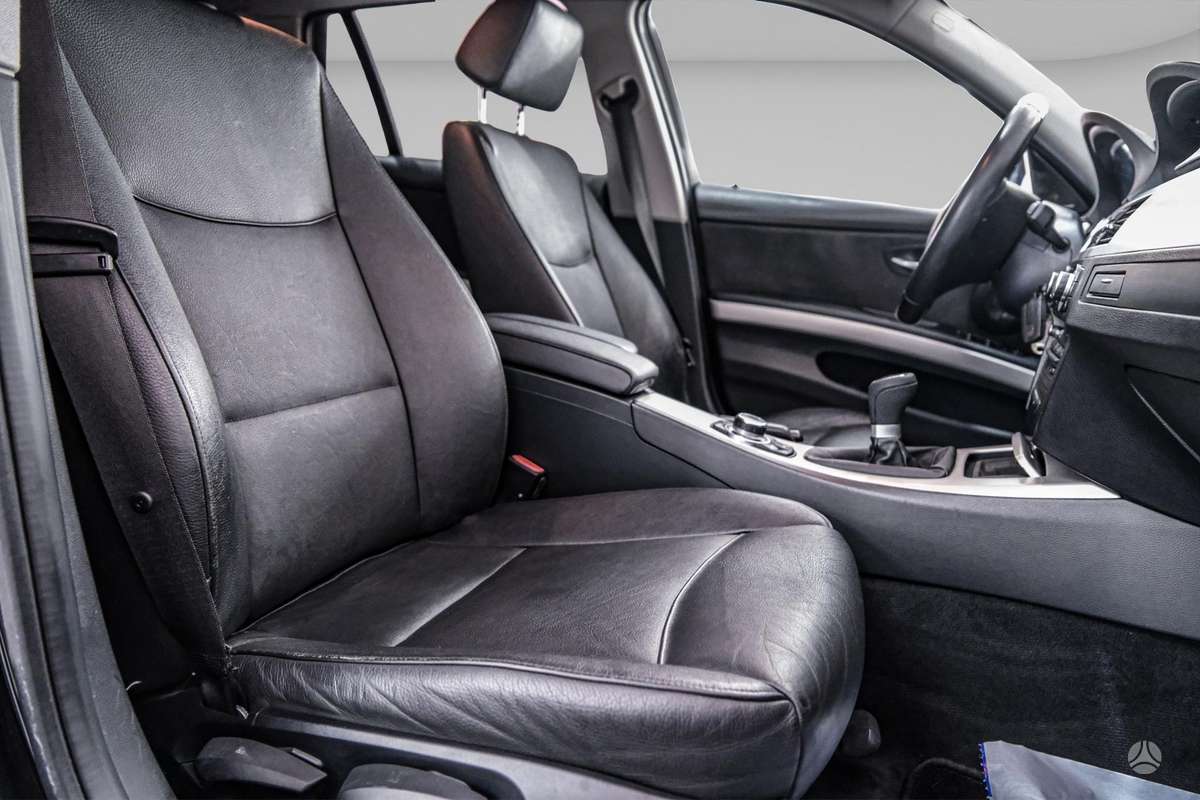 BMW 316 2011 — photo 7