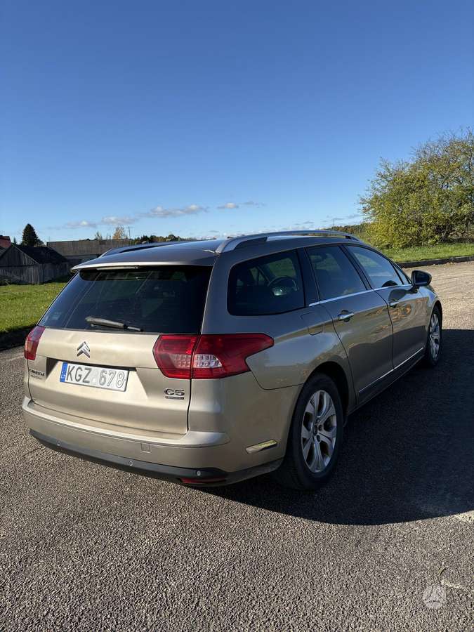 Citroen C5 2009 — engine 1997 cm³, 140 HP (103kW)