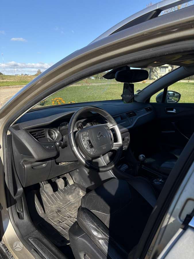 Citroen C5 2009 — photo 6