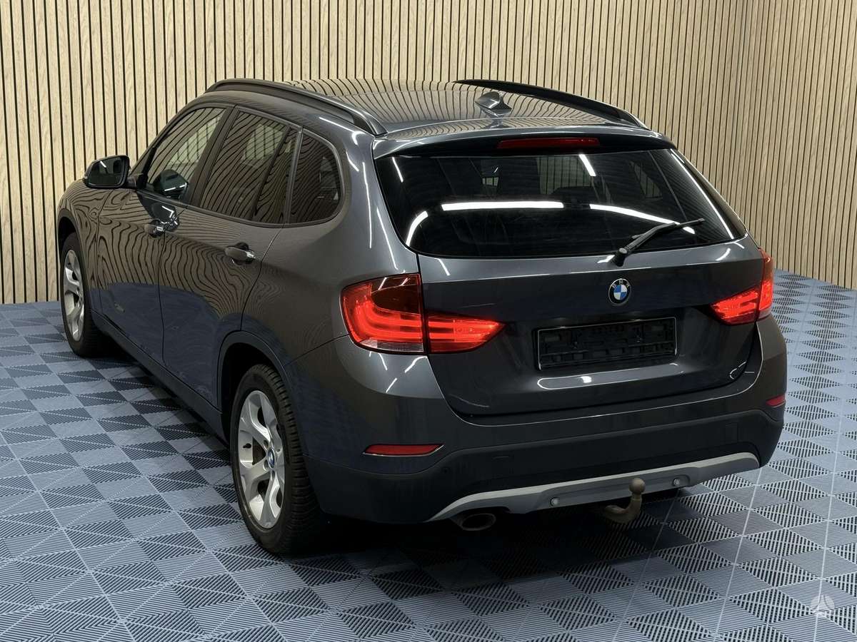 BMW X1 2013 — фото 11