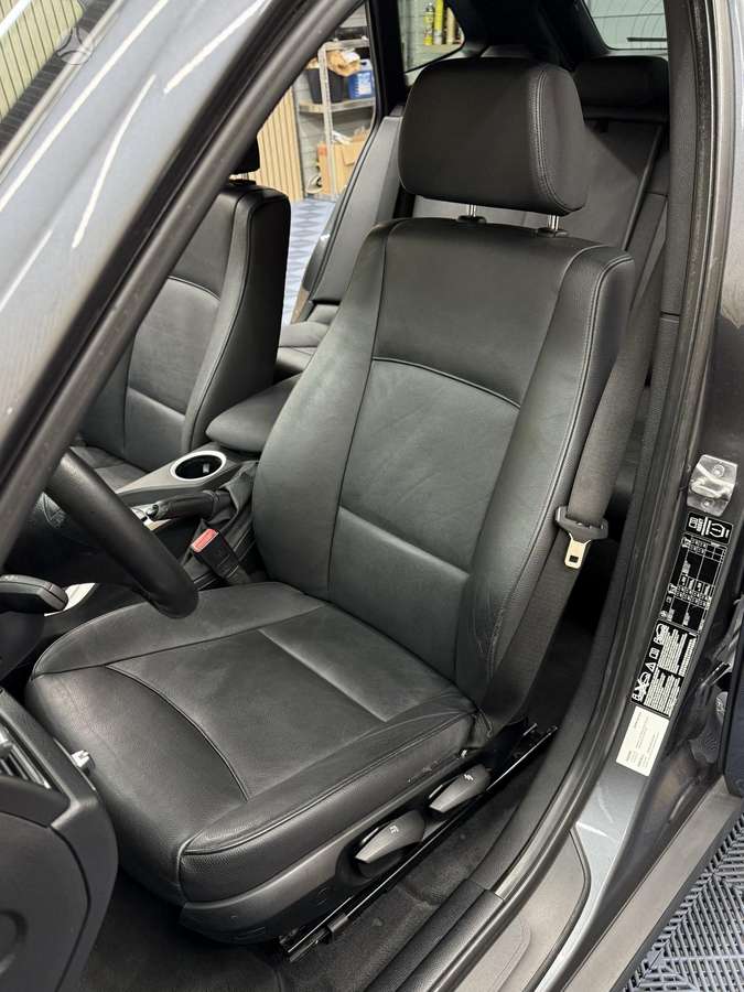 BMW X1 2013 — фото 19