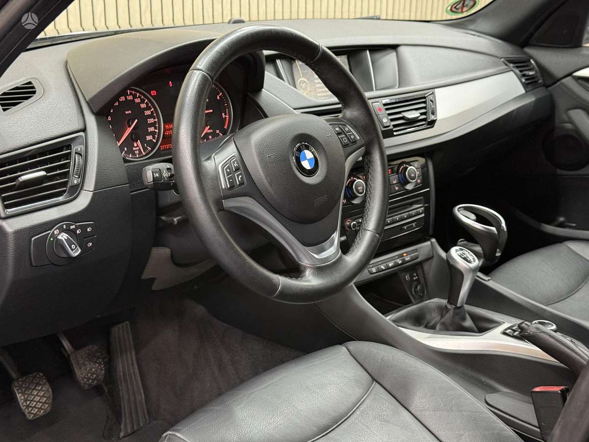 BMW X1 2013 — фото 22
