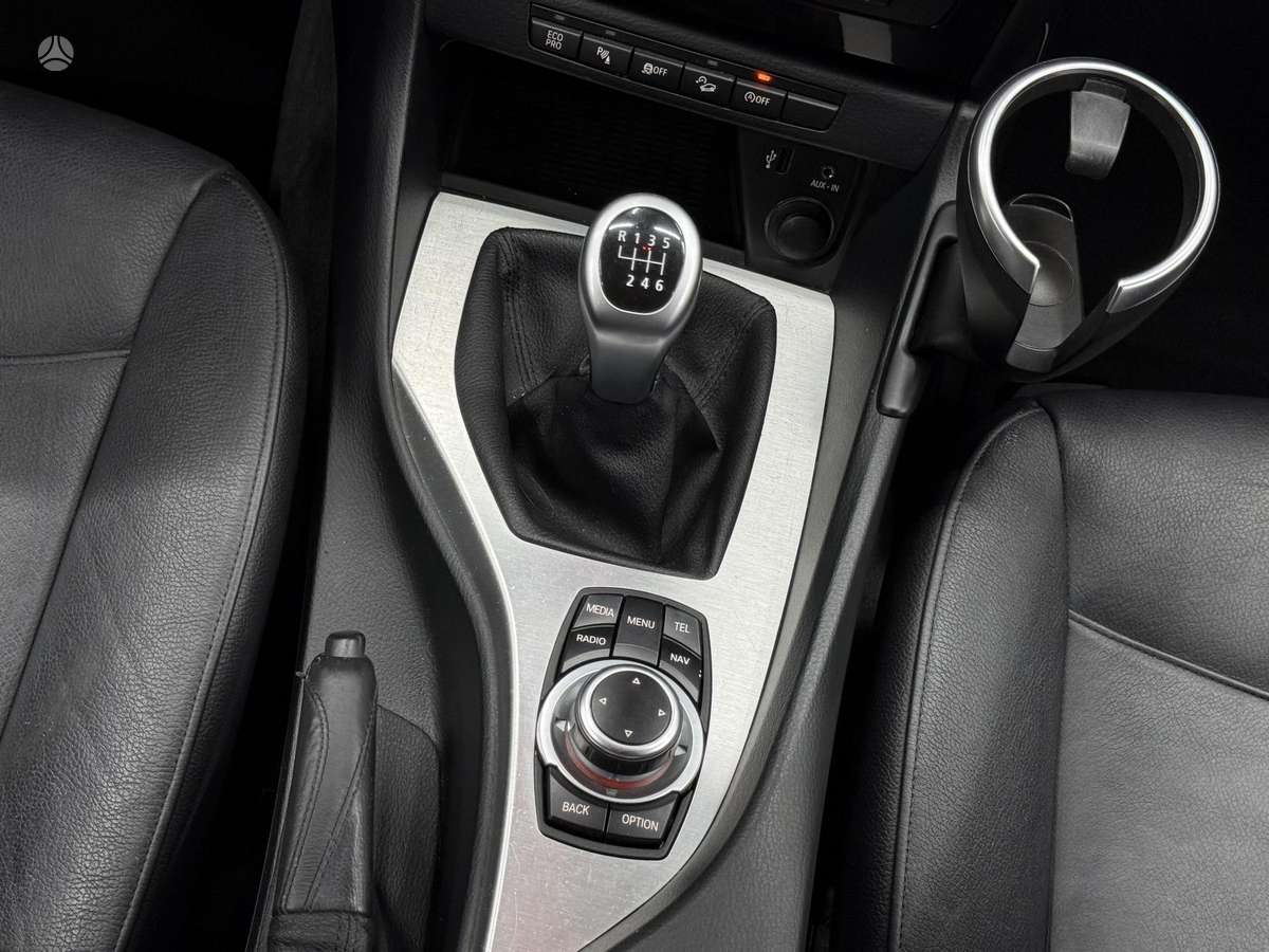 BMW X1 2013 — фото 29