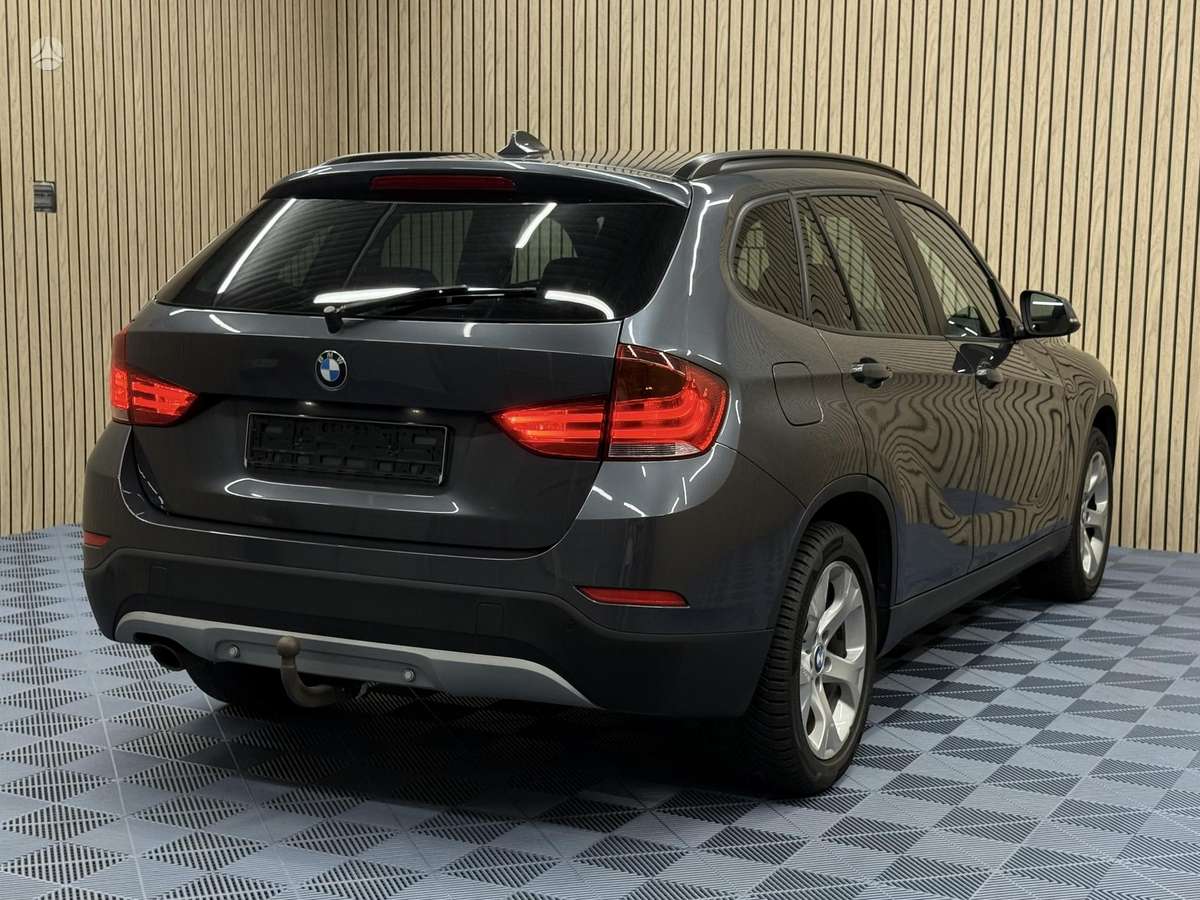 BMW X1 2013 — фото 8
