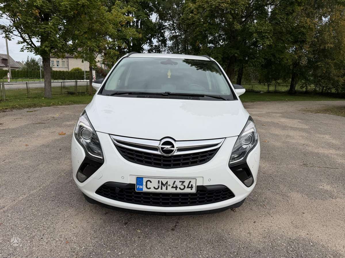 Opel Zafira 2014 — photo 5