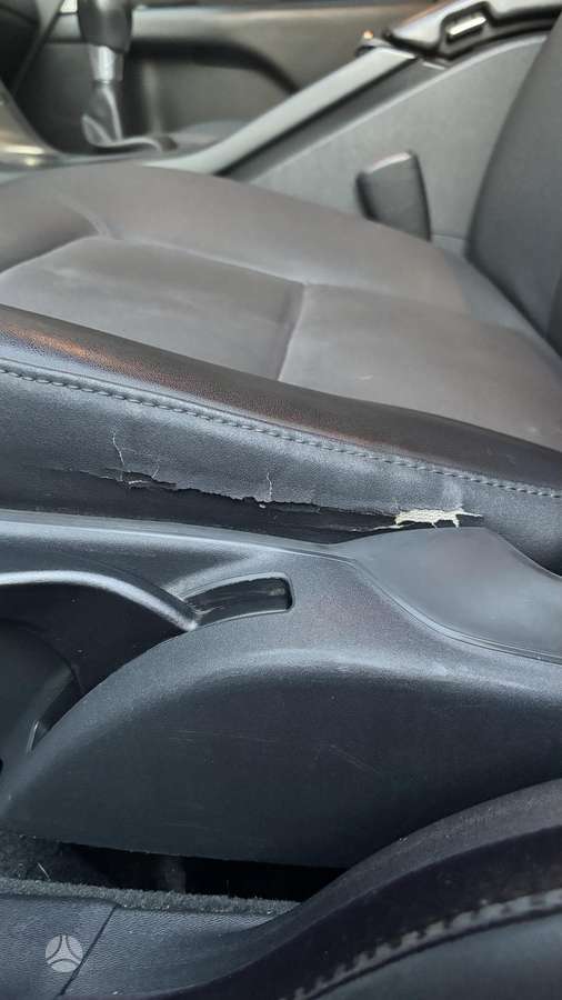Volvo V70 2008 — photo 16