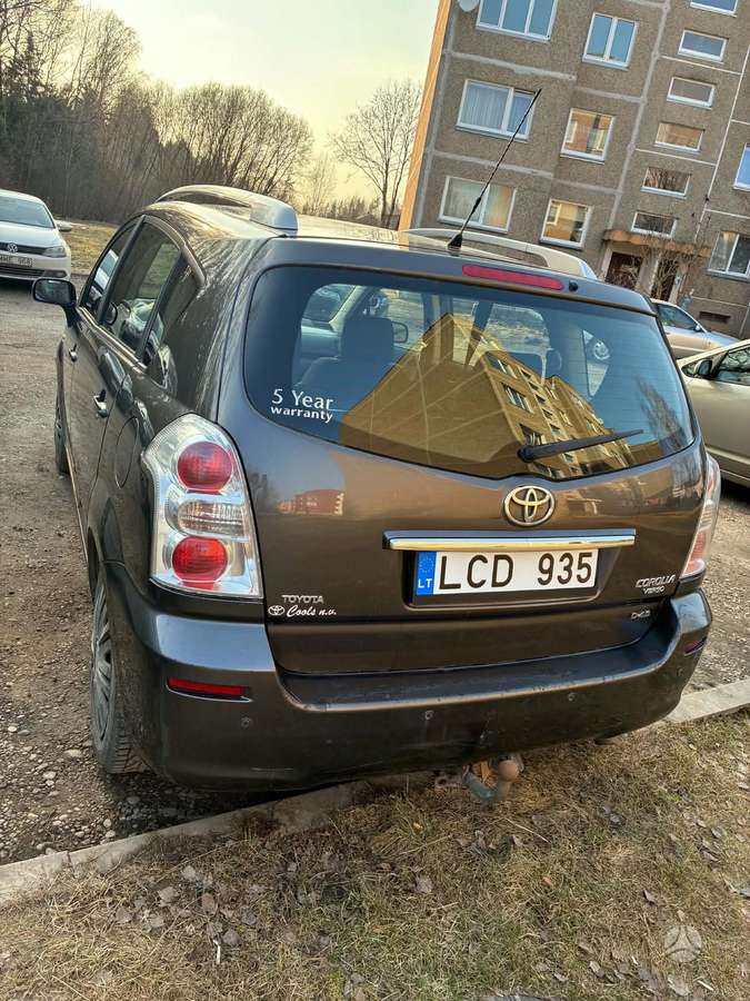 Toyota Corolla 2008 — салон