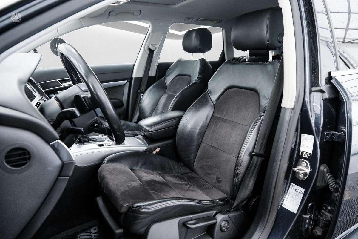Audi A6 2010 — photo 13