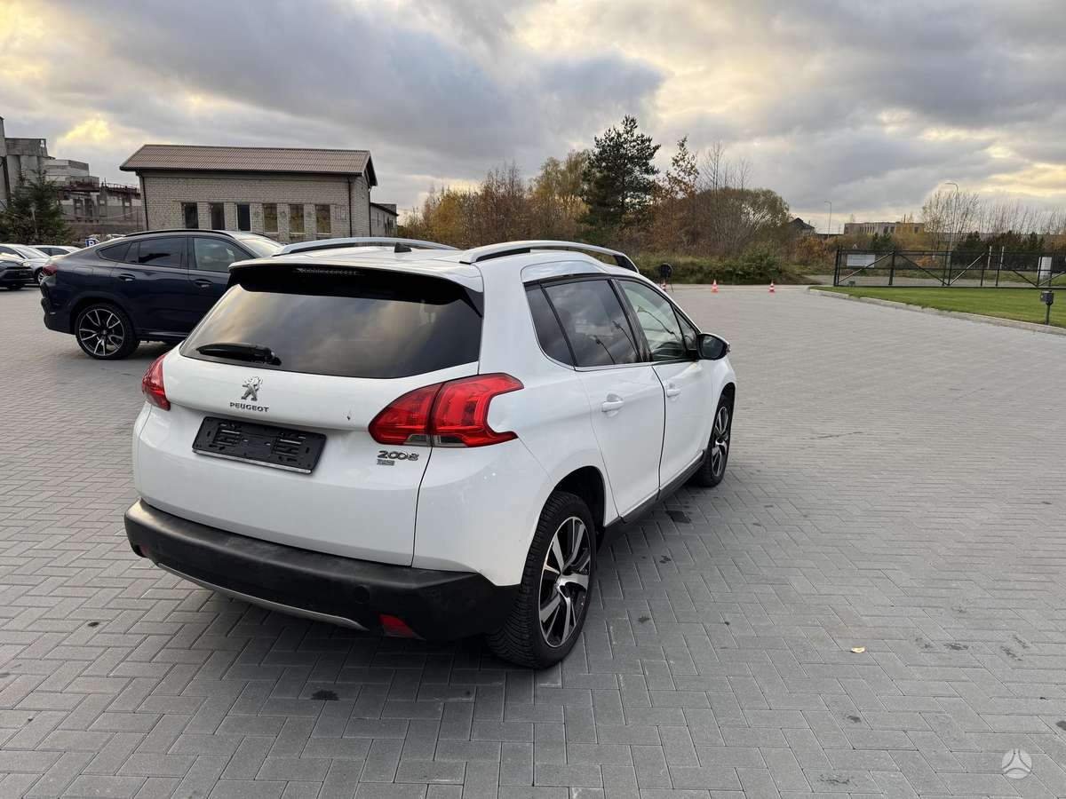 Peugeot 2008 2014 — photo 5