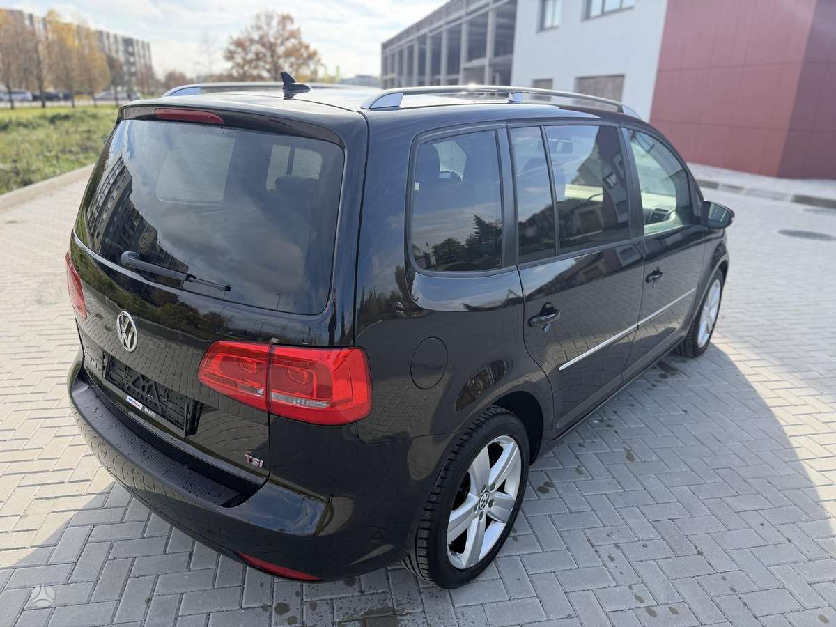 Volkswagen Touran 2012 — photo 8