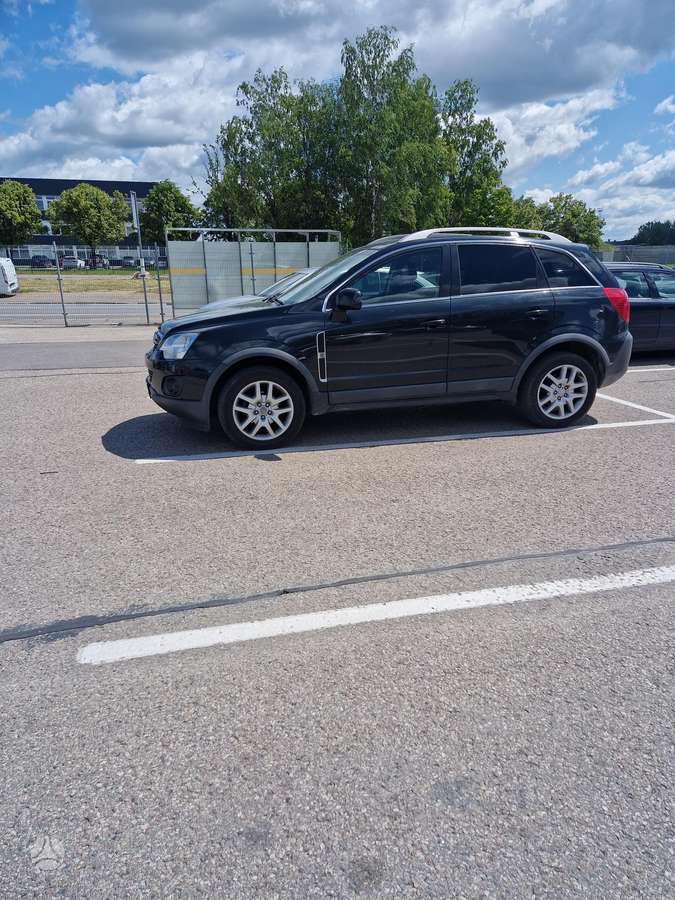 Opel Antara 2012 — салон
