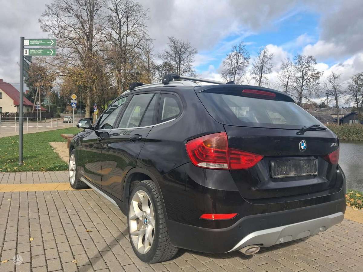 BMW X1 2013 — фото 12