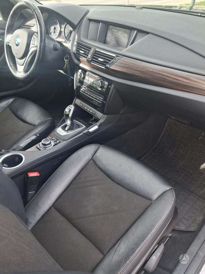 BMW X1 2013 — фото 19