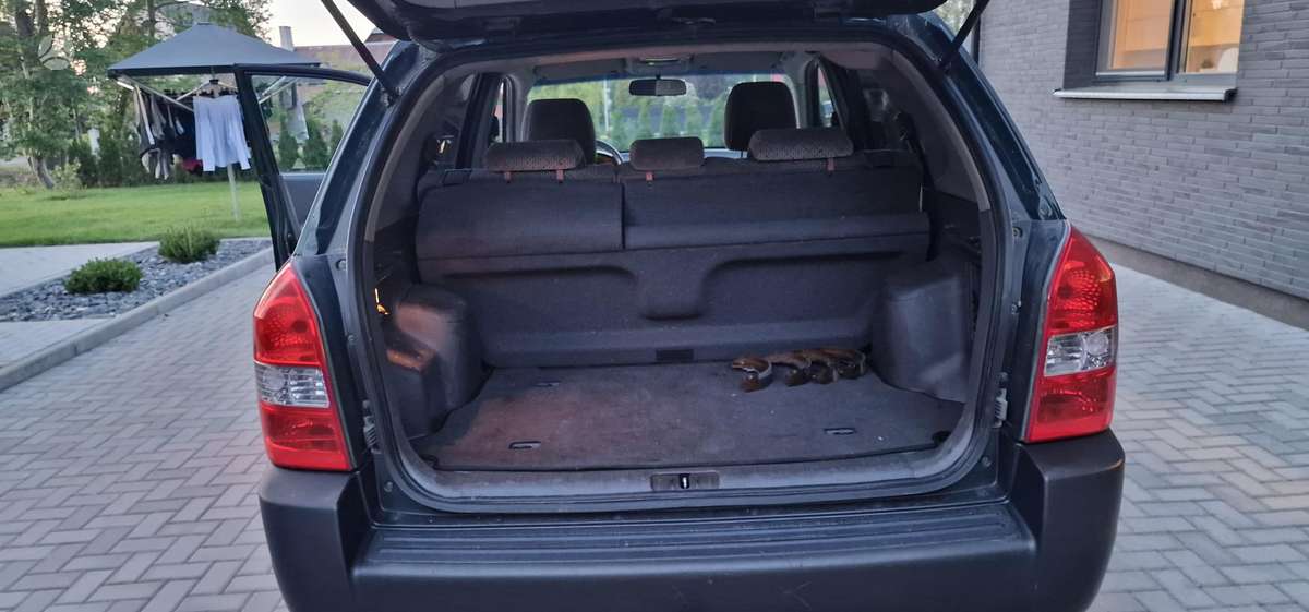 Hyundai Tucson 2004 — photo 12