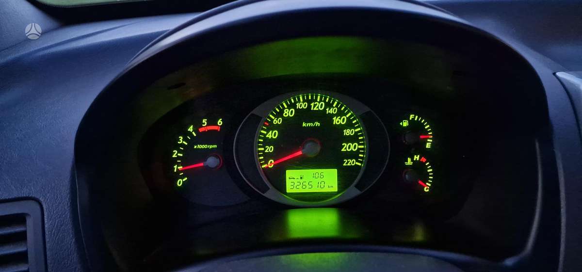 Hyundai Tucson 2004 — photo 14