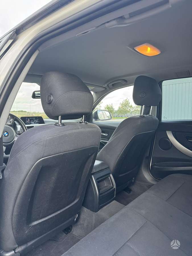 BMW 318 2014 — photo 11