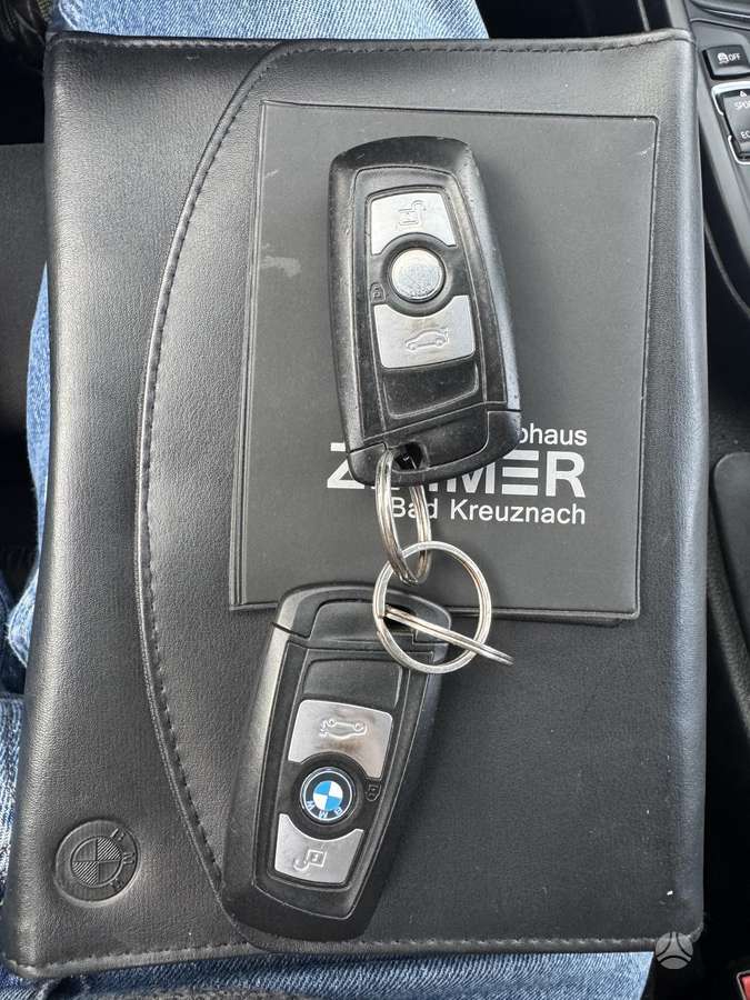BMW 318 2014 — photo 13