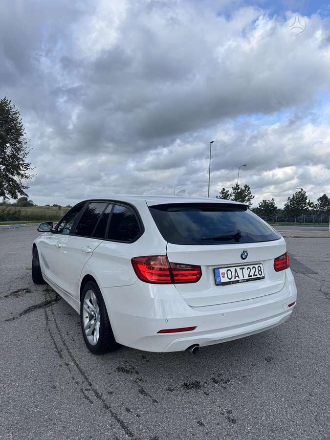 BMW 318 2014 — photo 6