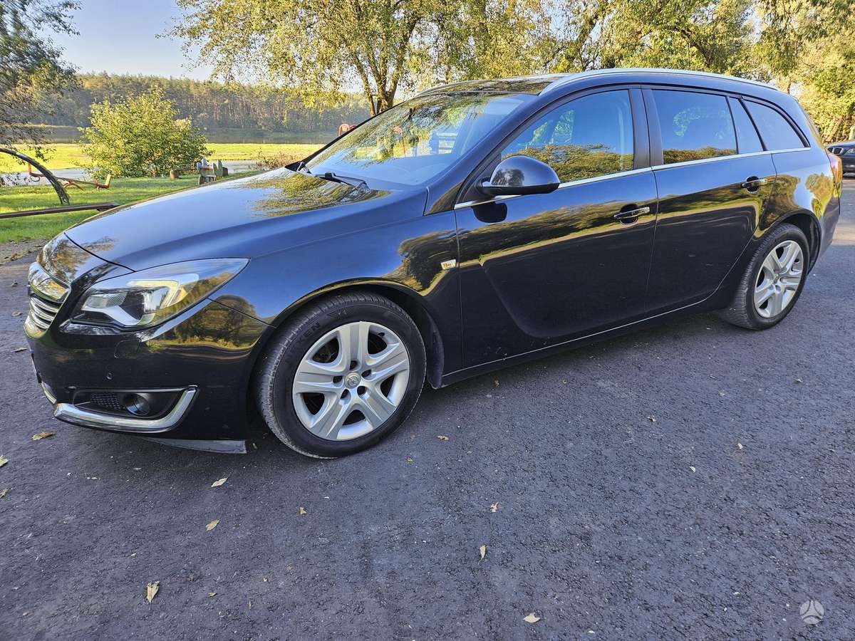 Opel Insignia 2014 — interior