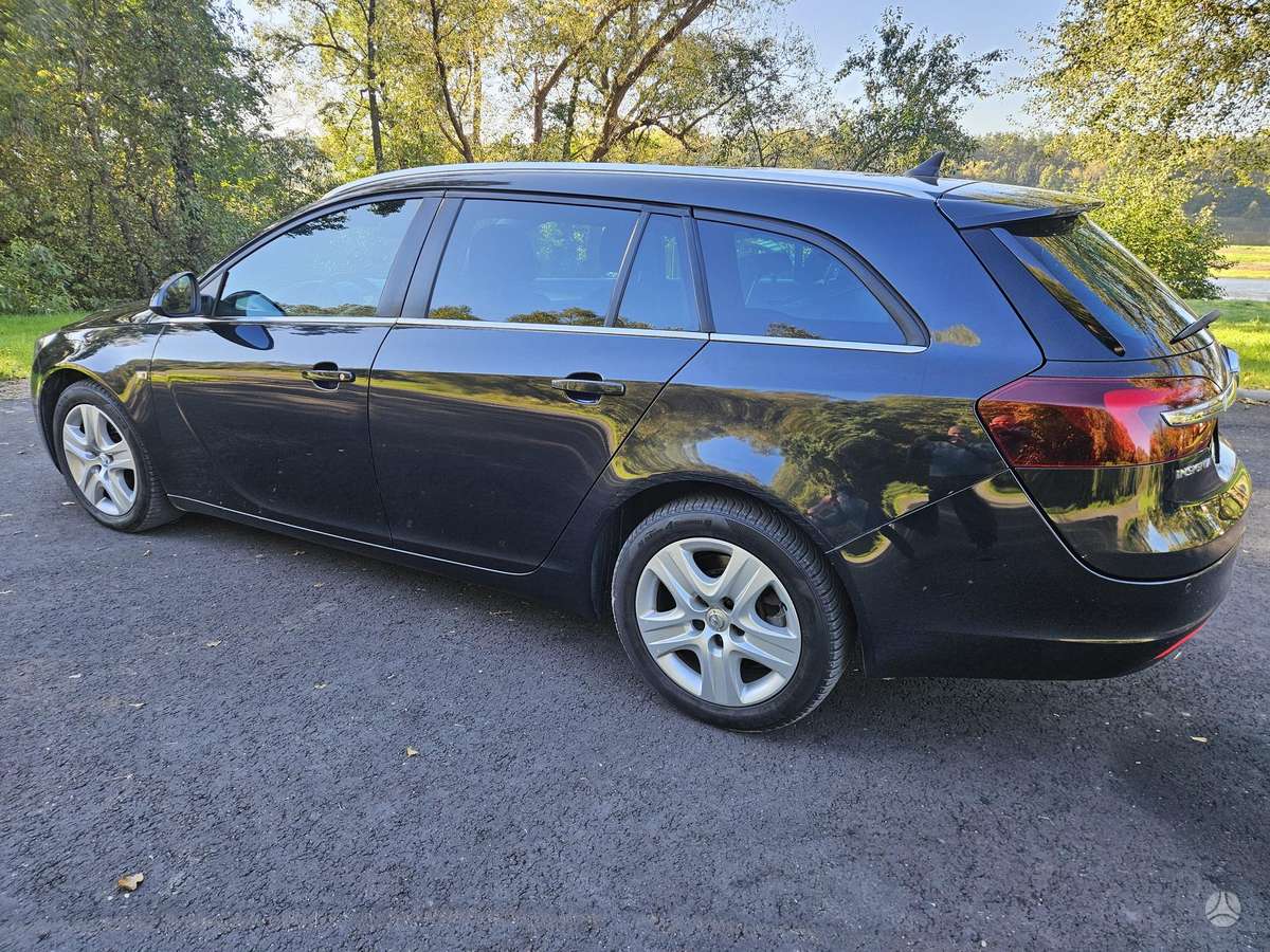 Opel Insignia 2014 — engine 2000 cm³, 140 HP (103kW)