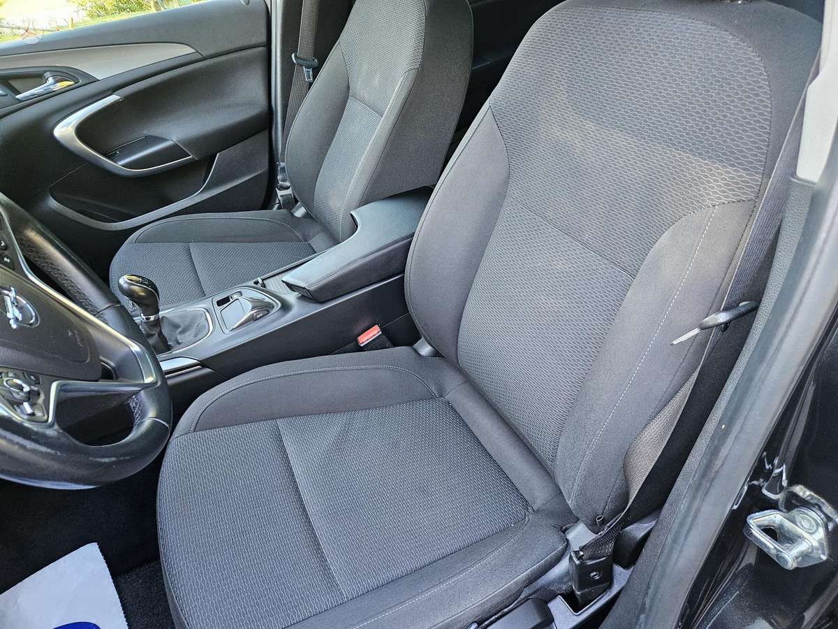 Opel Insignia 2014 — photo 9
