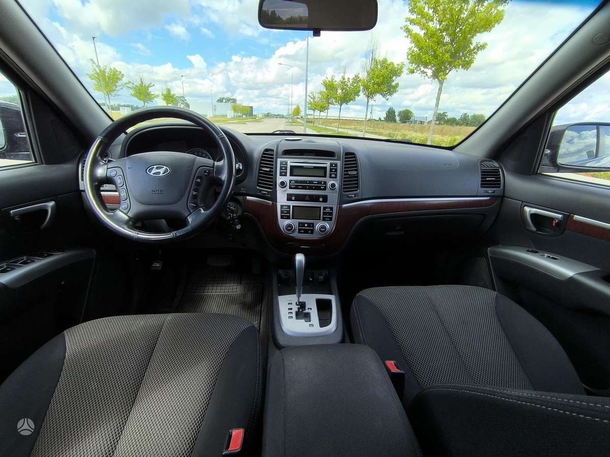 Hyundai Santa 2009 — photo 10