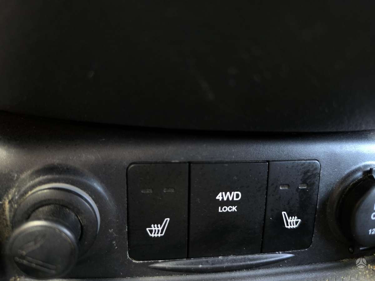Hyundai Santa 2009 — photo 16