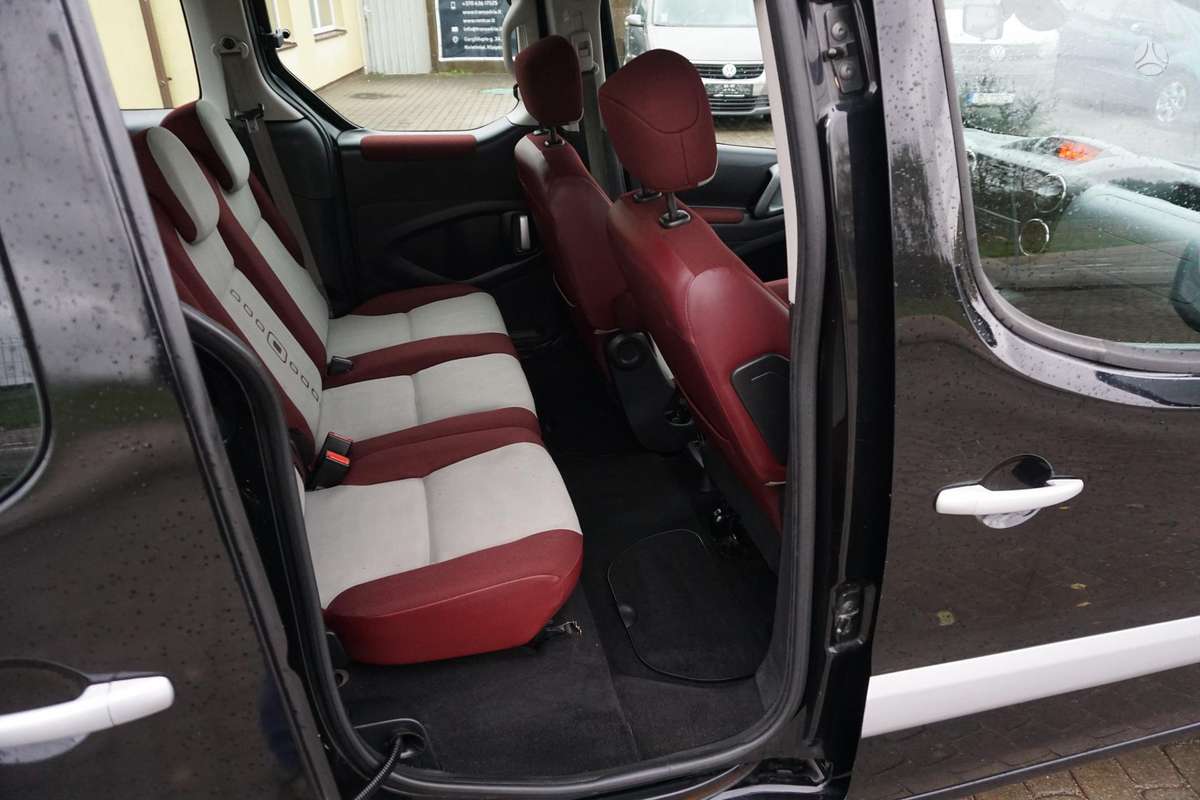 Citroen Berlingo 2011 — photo 12