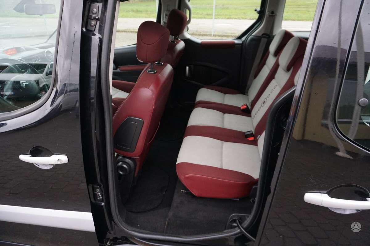 Citroen Berlingo 2011 — photo 14
