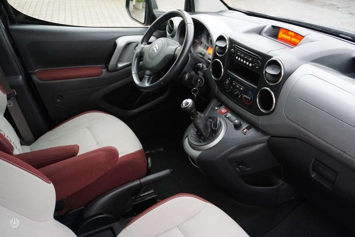Citroen Berlingo 2011 — photo 8