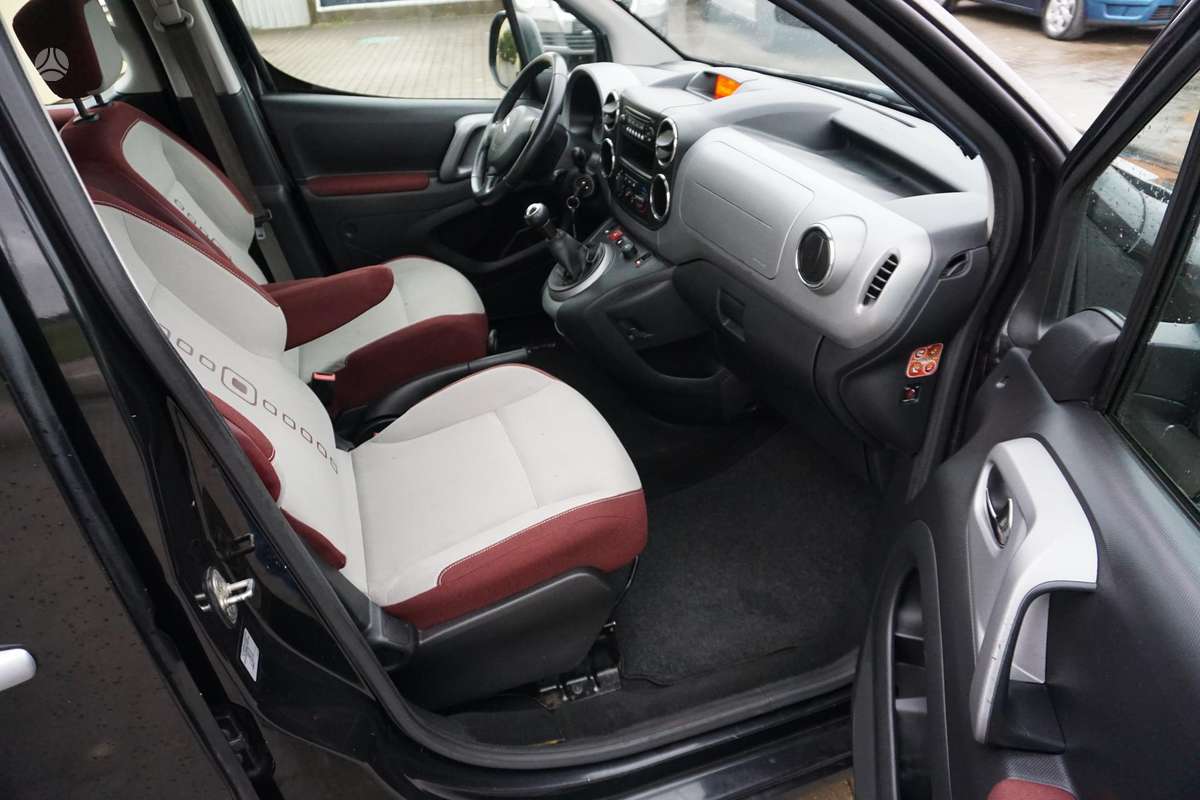 Citroen Berlingo 2011 — photo 9