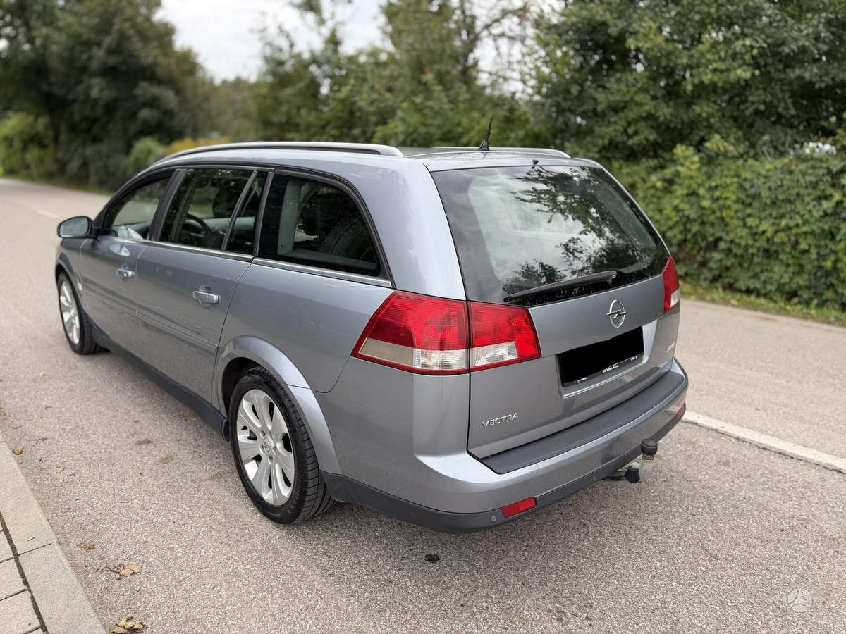 Opel Vectra 2008 — двигун 1796 cm³, 140 HP (103kW)