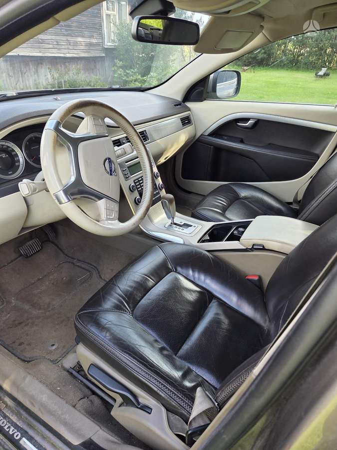 Volvo XC70 2011 — photo 5