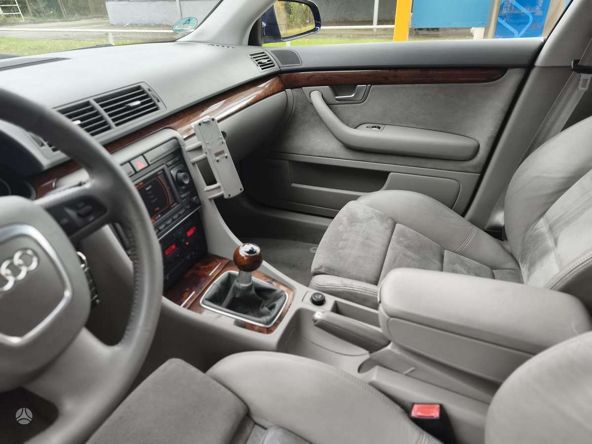 Audi A4 2006 — photo 14