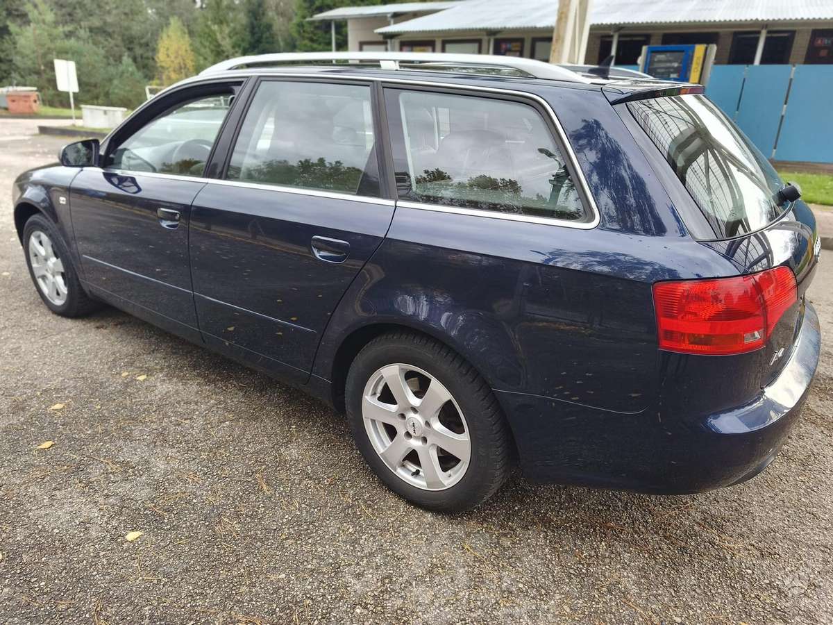 Audi A4 2006 — interior